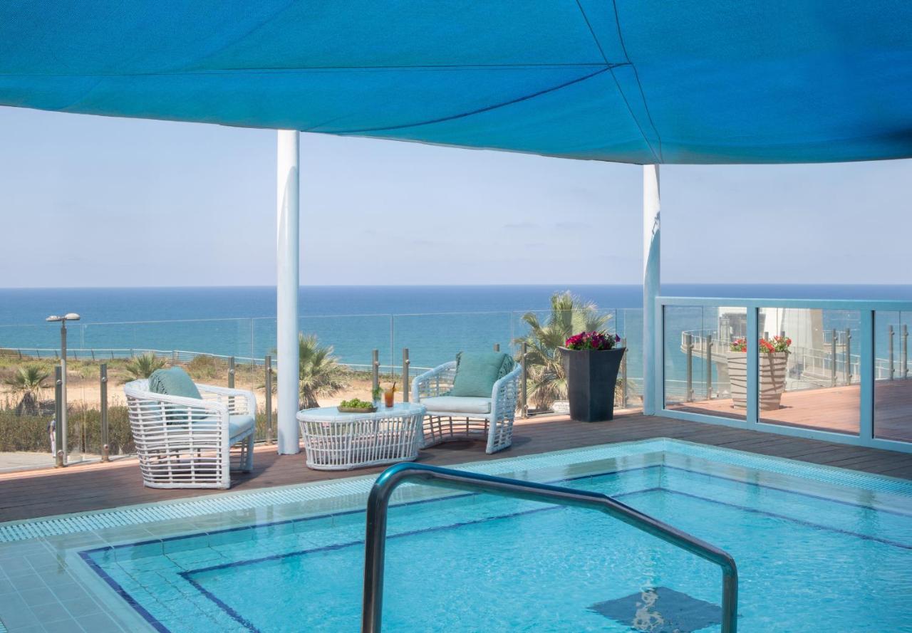 Island Luxurious Suites Hotel And Spa Netanya Exteriör bild
