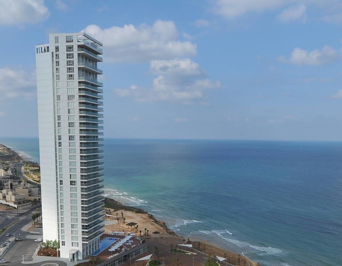 Island Luxurious Suites Hotel And Spa Netanya Exteriör bild