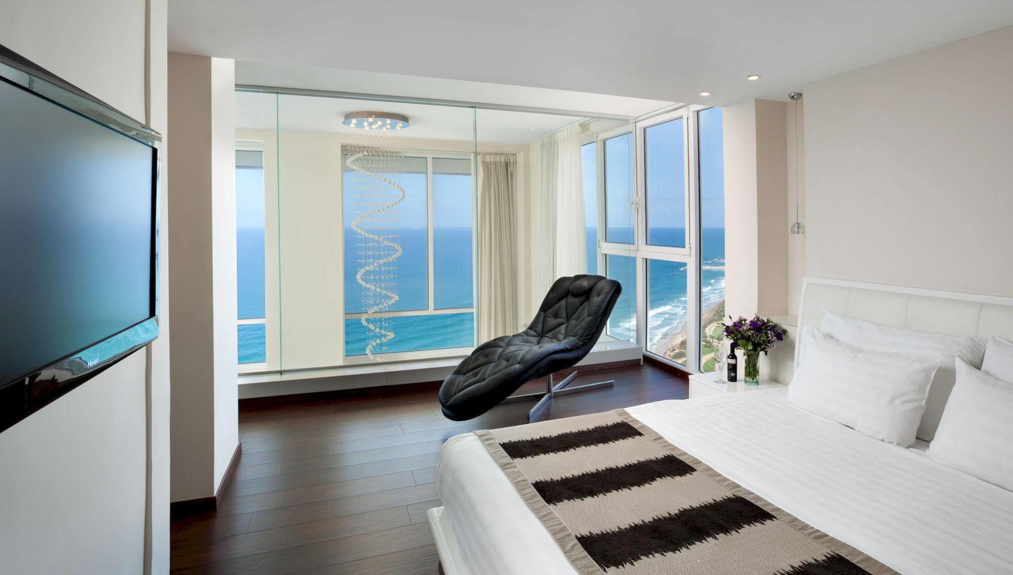 Island Luxurious Suites Hotel And Spa Netanya Exteriör bild