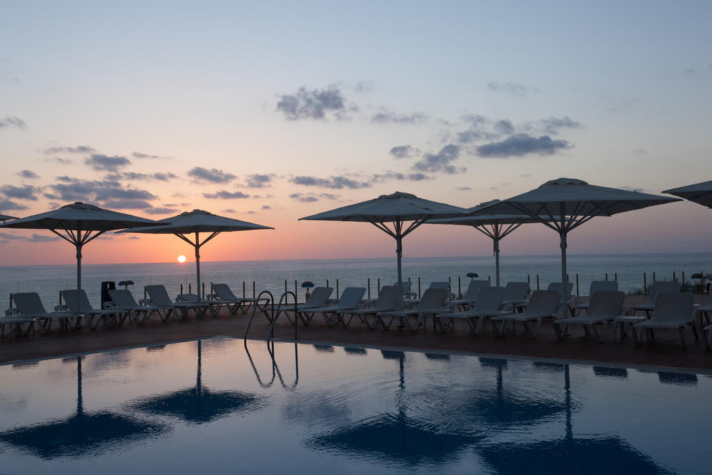 Island Luxurious Suites Hotel And Spa Netanya Exteriör bild